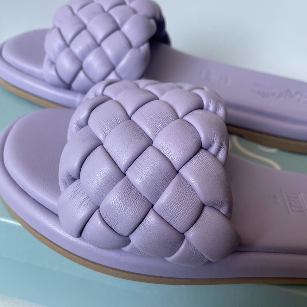 Seychelles puffy lavender sandal NWB